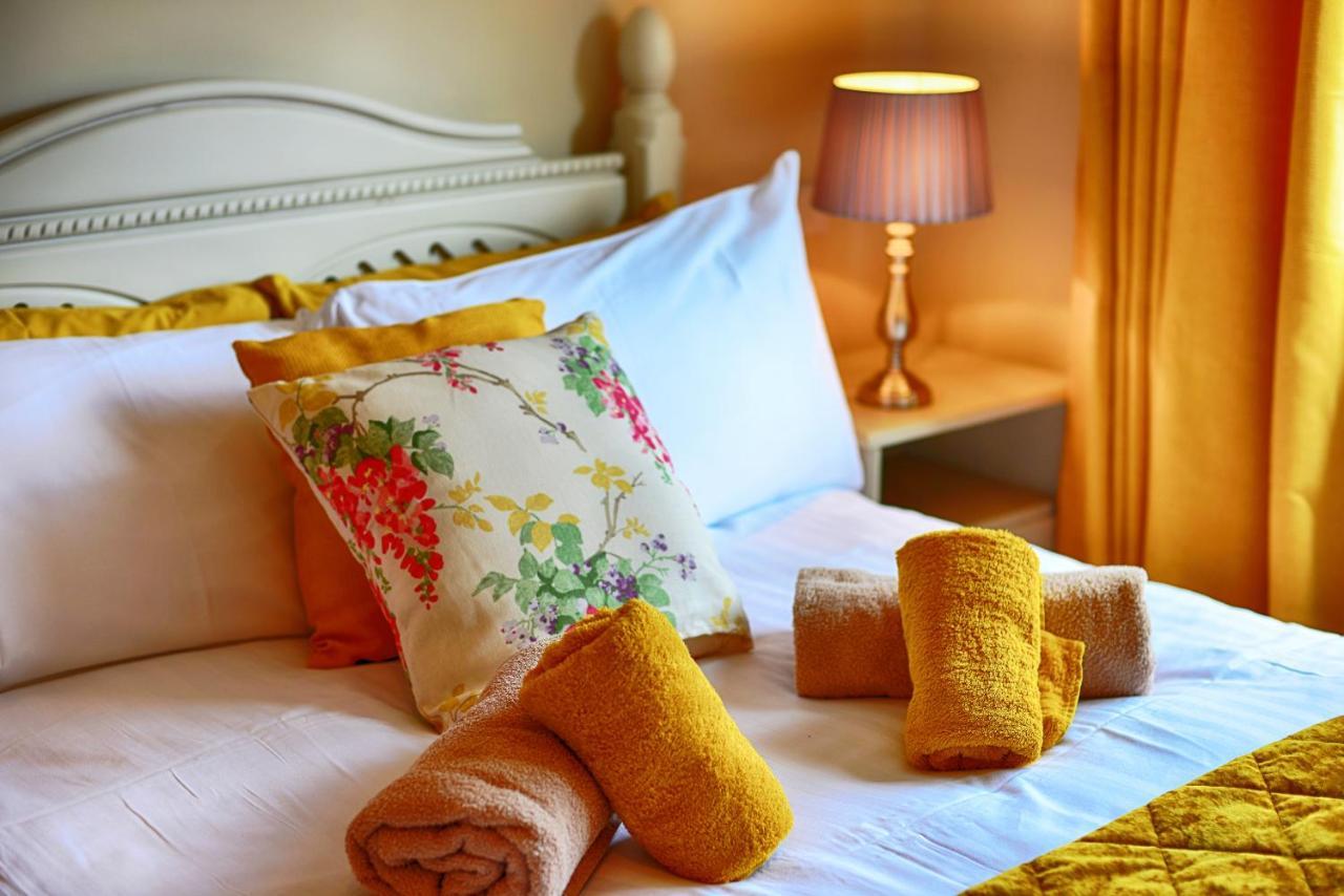 Dulrush Lodge Guest House, Restaurant And Self-Catering 벨릭 외부 사진