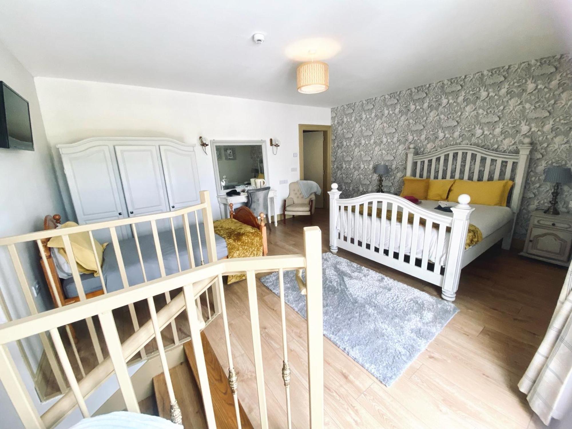 Dulrush Lodge Guest House, Restaurant And Self-Catering 벨릭 외부 사진